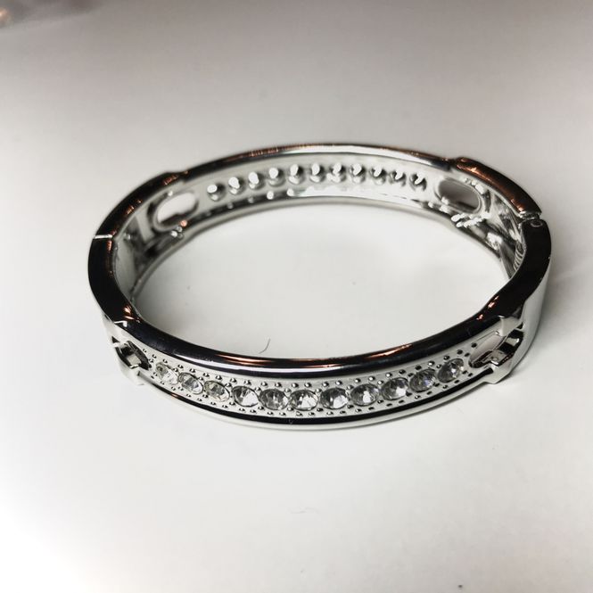 Hovedbilde Metallarmbånd med krystaller